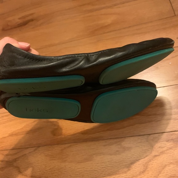 Tieks Flats in Matte Black - Picture 4 of 4